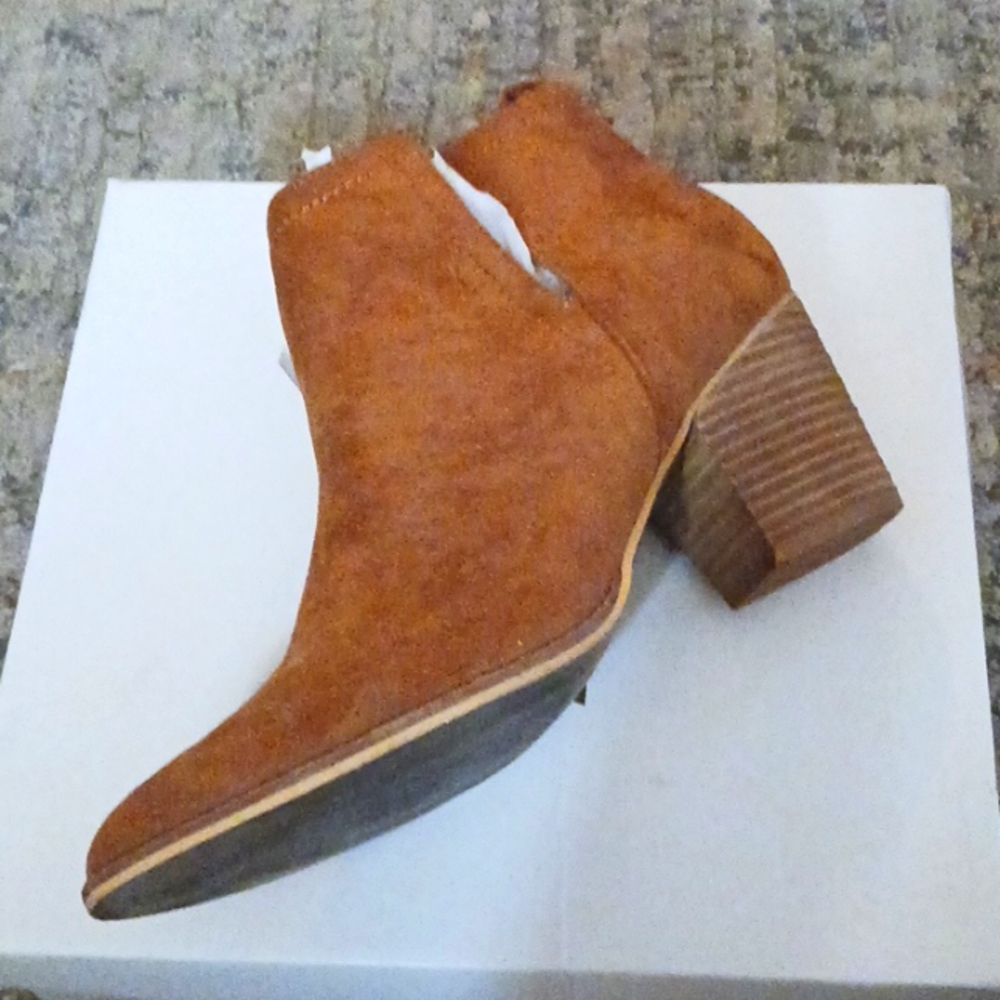 Beast Fashion sz11 boots